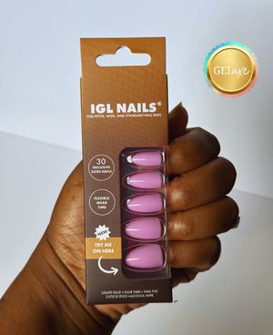 Elena Geluxe™ Nails – Classic Pink Short Almond